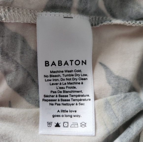 Aritzia | Babaton Floral Tee Size XXS - Picture 3 of 5